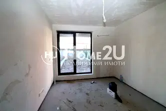 Голям едностаен апартамент с двор в Овча купел, София