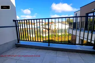 Двустаен апартамент в Овча купел с тераса и асансьор