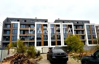 Апартамент 3 стаи в Овча купел с тераса и асансьор