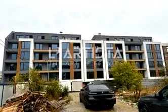 Апартамент 3 стаи в Овча купел с тераса и асансьор