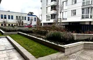 Тристаен апартамент с тераса и панорама в Овча купел, София