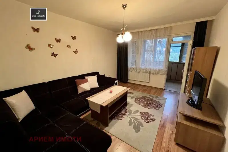 2-стаен апартамент с преустройство на 3 стаи в Овча купел 2, южно изложение