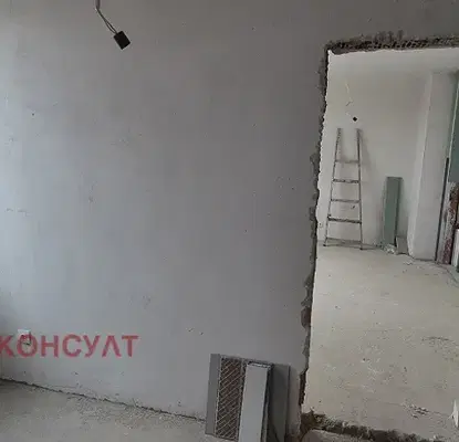 Снимка 5 — Двустаен апартамент с голяма тераса в Полигона, София
