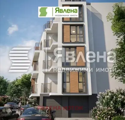 Снимка 2 — Тристаен апартамент в Редута с тераса и асансьор
