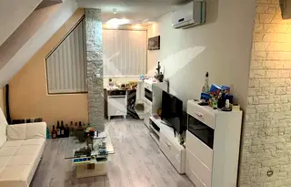 Тристаен апартамент на 3-ти етаж в кв. Редута, София