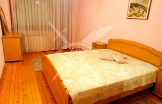 Тристаен апартамент с две тераси в кв. Редута, София