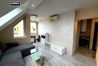 Просторен 3-стаен апартамент в Редута, София с мазе