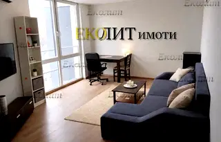 Луксозен 2-стаен апартамент в Студентски град с климатик