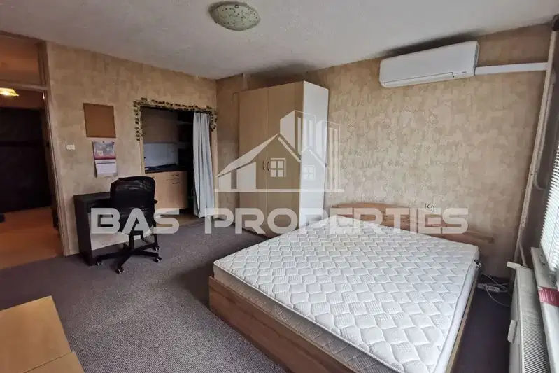 1-bedroom apartment in Sofiya, Suhata Reka