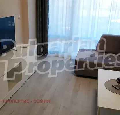 Снимка 5 — Двустаен апартамент с тераса в Сухата река, София