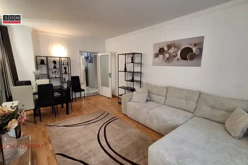 Spacious 3-room apartment in Sveta Troitsa with two balconies
