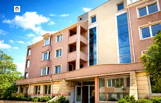 Двустаен апартамент с тераса в кв. Витоша, София