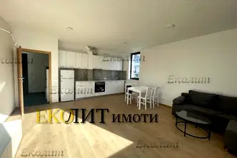 Луксозен 2-стаен апартамент с тераса в кв. Витоша, София