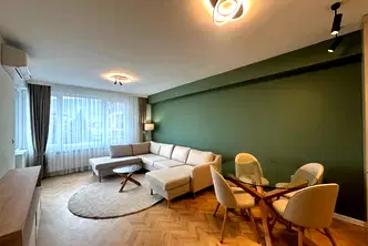 Двустаен апартамент с тераса в кв. Витоша, София