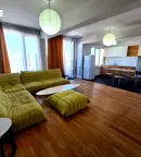Тристаен апартамент с тераса в кв. Витоша, София