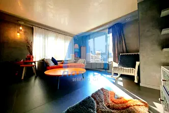 Тристаен апартамент с паркомясто в кв. Витоша, София