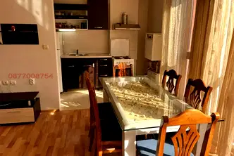 Четиристаен апартамент с 2 тераси в кв. Витоша, София