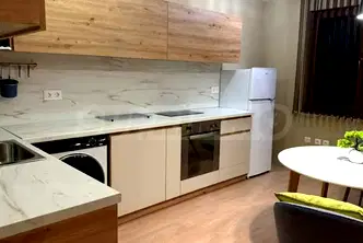 Тристаен апартамент с тераса в кв. Враждебна, София