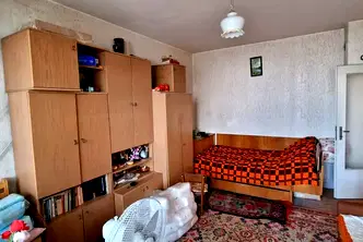 Гарсониера с южно изложение и балкон във Връбница 1, София