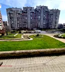 Тристаен апартамент с две тераси в Зона Б-5, София
