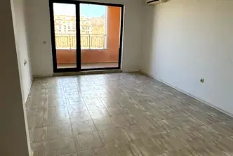 Тристаен апартамент в Бургас, Созопол