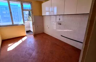 Тристаен апартамент в Стара Загора, Център