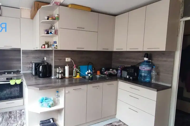 4-bedroom apartment in Stara Zagora, Jeleznik - Centyr