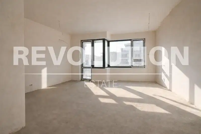 3-bedroom apartment in Студентски