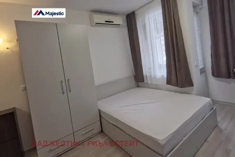 Едностаен апартамент в Студентски