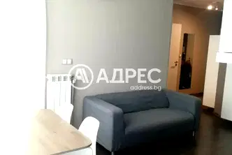Тристаен апартамент в Студентски