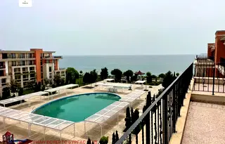 Тристаен апартамент в Бургас, Свети Влас