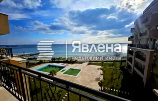 Тристаен апартамент в Бургас, Свети Влас
