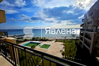 Тристаен апартамент в Бургас, Свети Влас