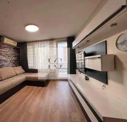 Снимка 2 — Тристаен апартамент с тераса в Свети Влас, Marina Fort Noks