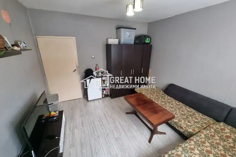 4-bedroom apartment in Tyrgovishte, Centyr