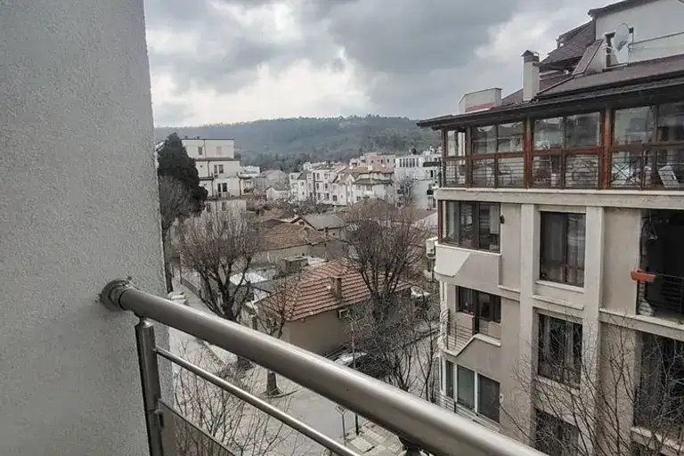 2-стаен апартамент с два балкона в Аспарухово, Варна