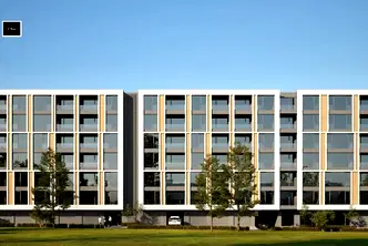 Тристаен апартамент с тераса в затворен комплекс в Аспарухово, Варна