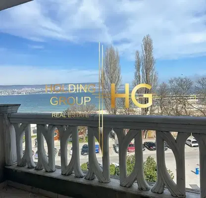 Снимка 3 — Тристаен апартамент с морска панорама в Аспарухово, Варна