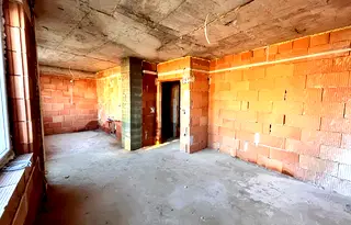 Тристаен апартамент с тераса в Аспарухово, Варна