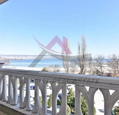 Снимка 5 — Тристаен апартамент с морска панорама в Аспарухово, Варна