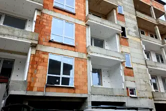 Тристаен апартамент с голяма тераса в Аспарухово, Варна