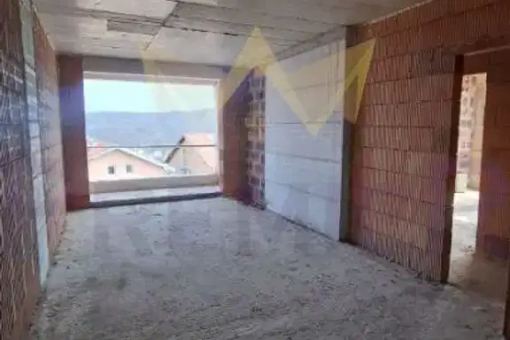 Тристаен апартамент с морска панорама в Аспарухово, Варна