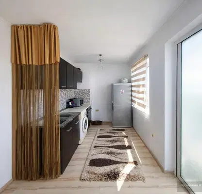 Photo 3 — Three-room apartment with two terraces in Avtogara, Varna