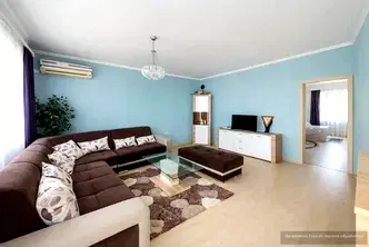 Тристаен апартамент с две тераси в Автогара, Варна