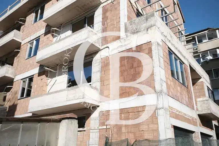 3-bedroom apartment in Varna, Biznes Hotel