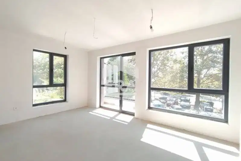 3-bedroom apartment in Varna, Briz