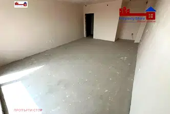 Апартамент с 3 стаи в Бриз, Варна с двор и южно изложение