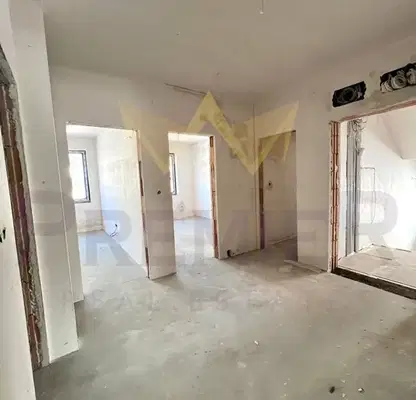 Снимка 2 — Четиристаен апартамент с морска панорама в Бриз, Варна