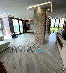 Луксозен 2-стаен апартамент с морска панорама в Бриз, Варна