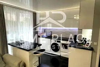 Двустаен апартамент във Варна, Бриз